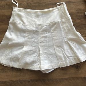 White pleated skort